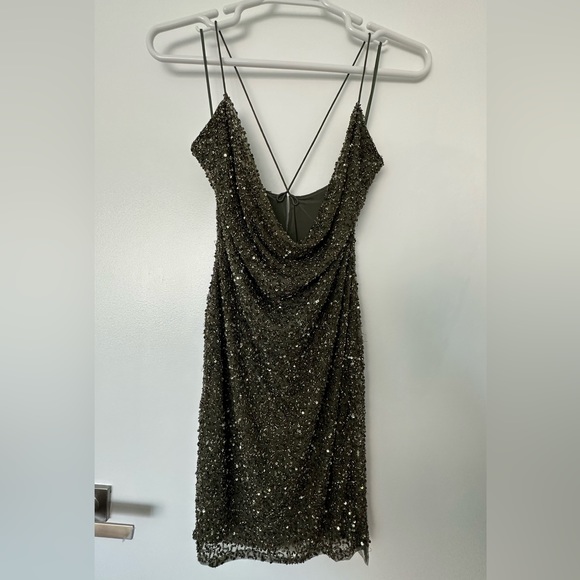 Retrofete Billie Olive Green Sequin Dress - Picture 1 of 4